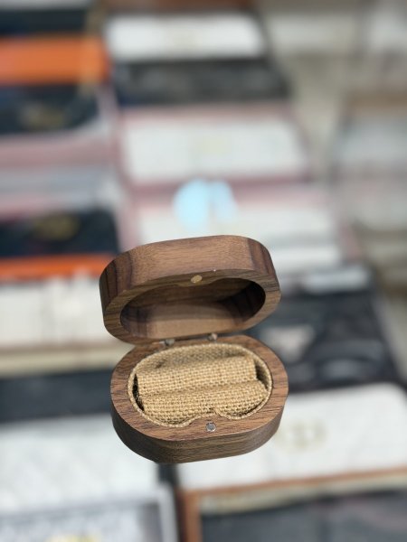 علبة خواتم خشب