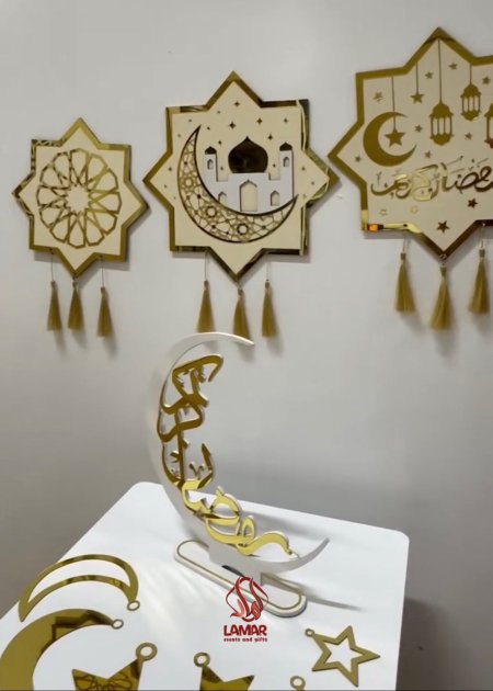 ستاند القمر🌙