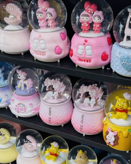 بلورات مضيئة مع صوت موسيقى💘