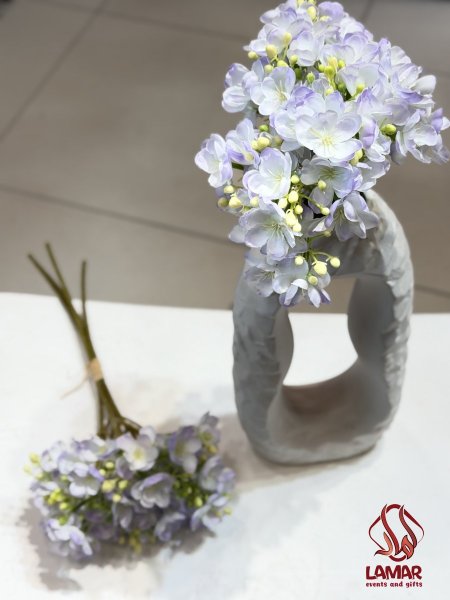 بنفسجي فاتح