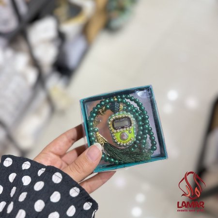 اخضر غامق