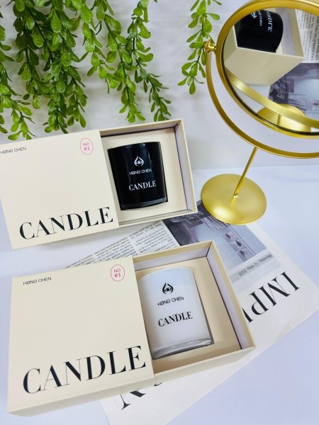 شمعة معطرة