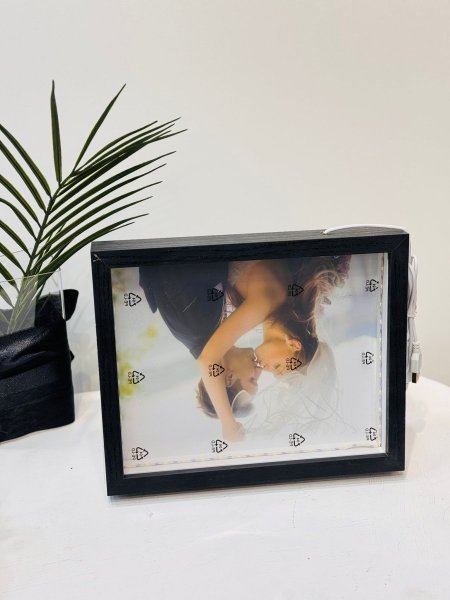 برواز عميق مع اضاءة